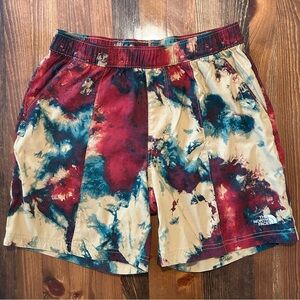 THE NORTH FACE Printed Class V 7" Belted Shorts Antelope Tan Ice Dye Print Small